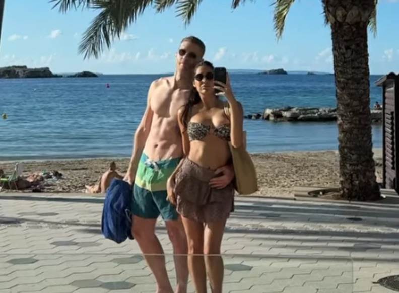 Aleksandar Radojičić sa devojkom