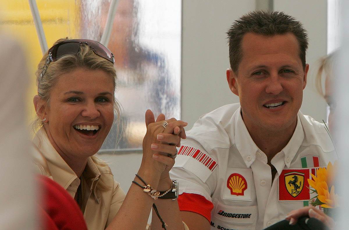 Mihael Šumaher i supruga Korina 9.jpg