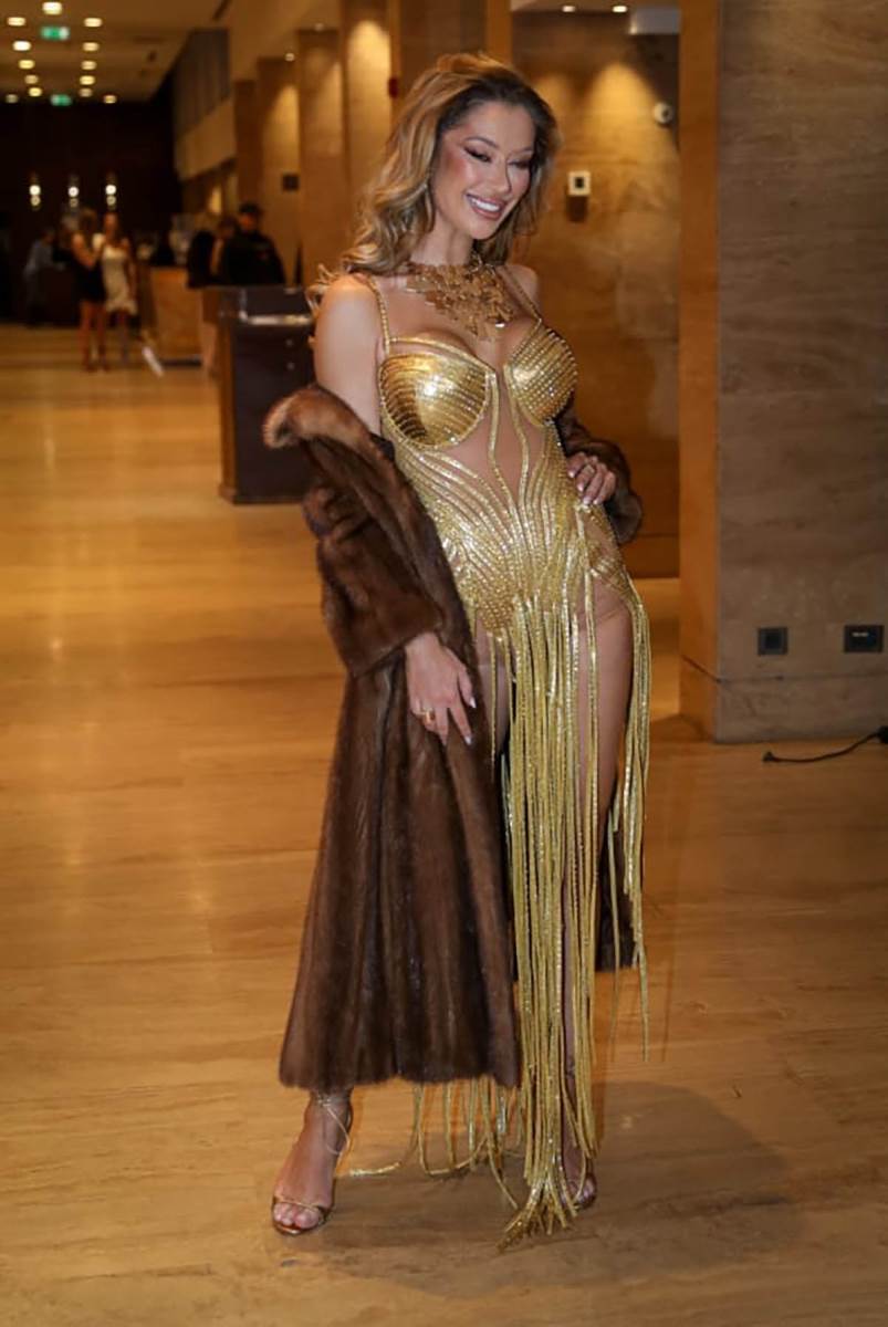 Tea Tairovic nastup u hotelu Metropol (10).jpg