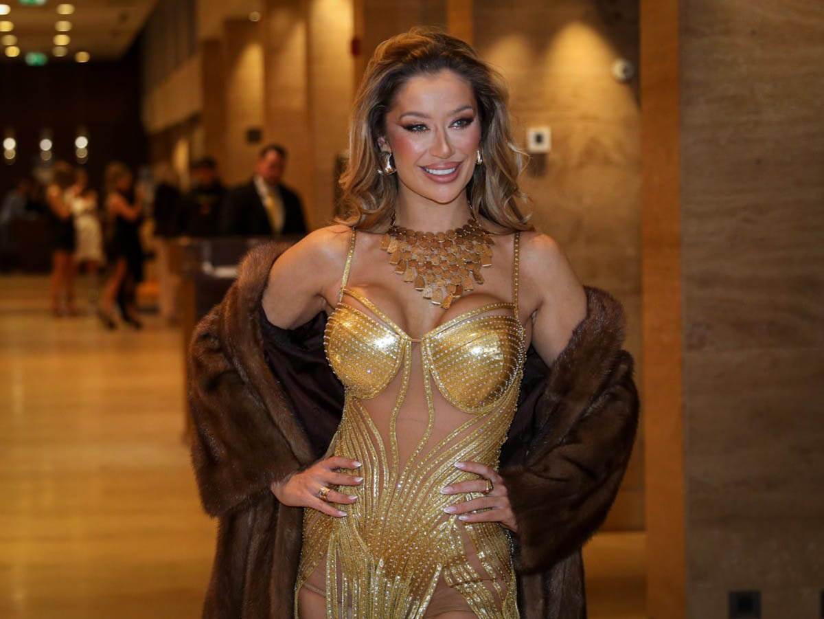 Tea Tairovic nastup u hotelu Metropol (11).jpg