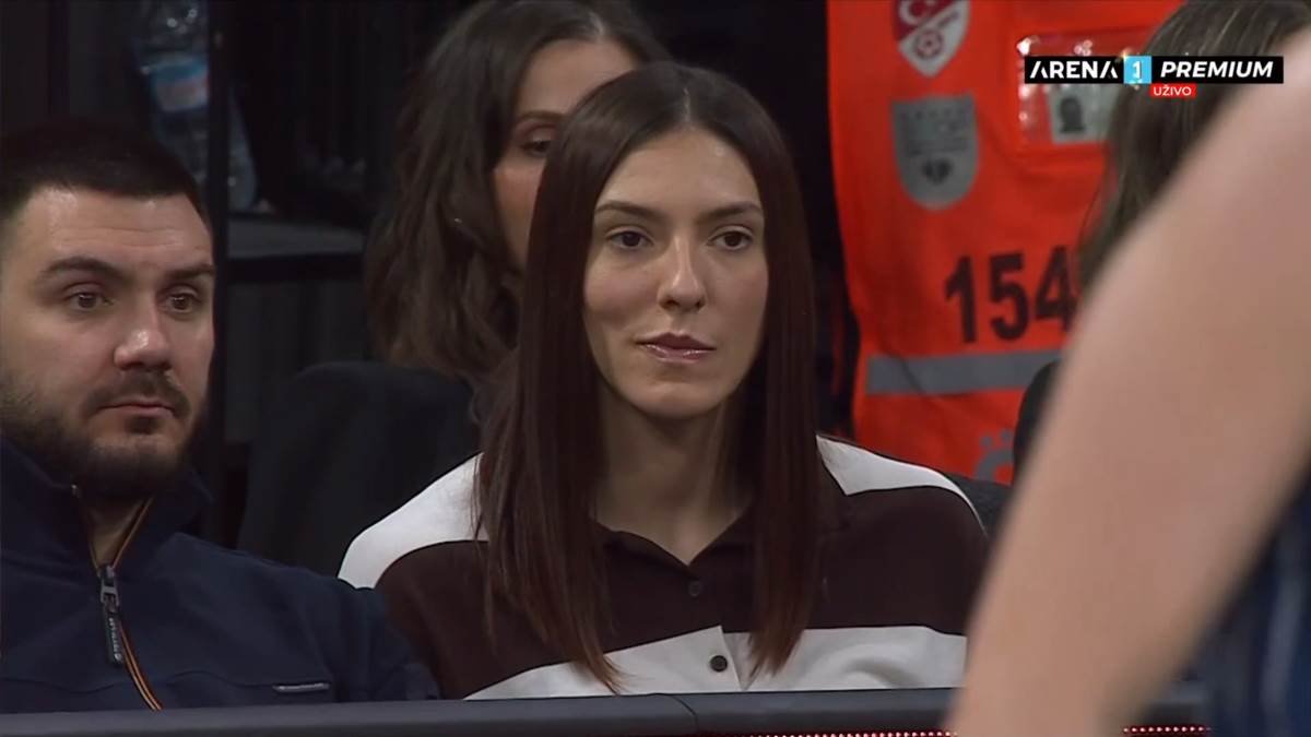 Tijana Bošković na utakmici Crvena zvezda - Efes