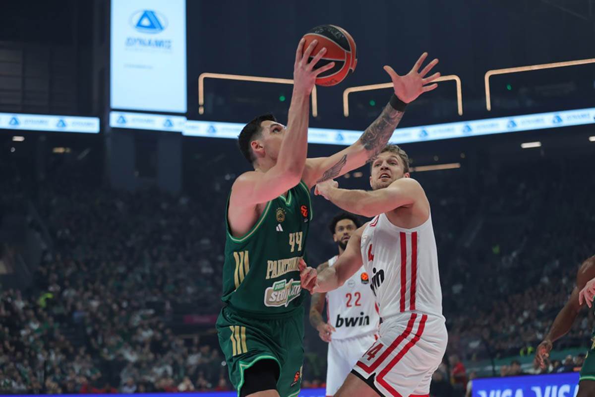 Pantanaikos - Olimpijakos (2).jpg