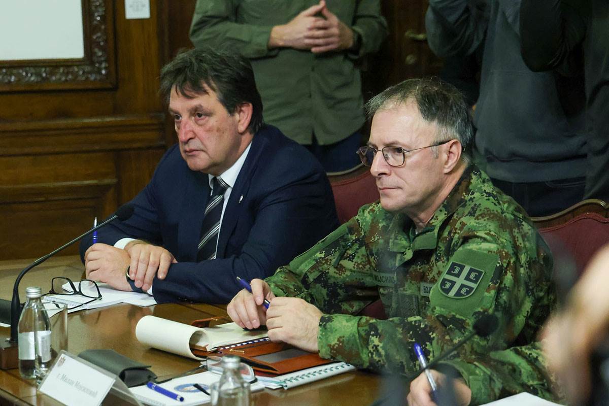 Sednica na kojoj presedava Vučić (11) copy.jpg