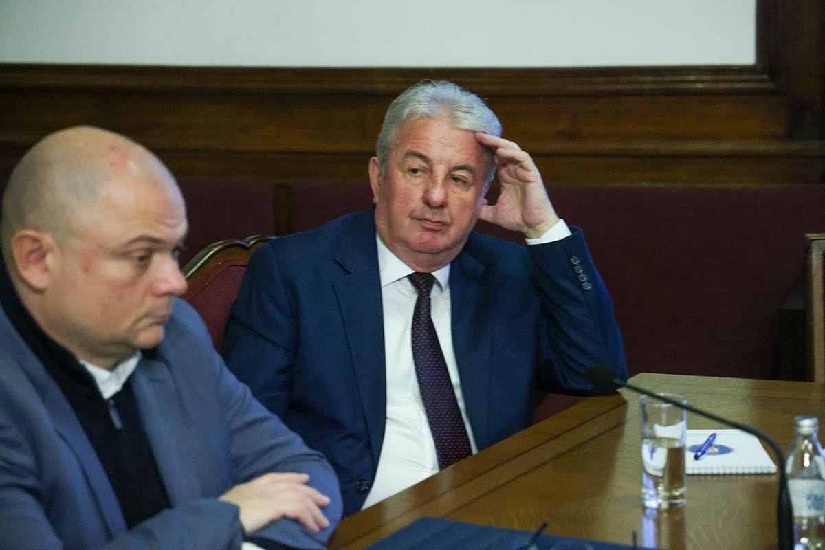 Sednica na kojoj presedava Vučić (12) copy.jpg