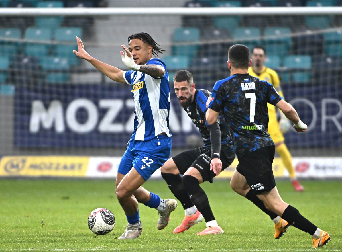 Džej Enem na utakmici OFK Beograd TSC