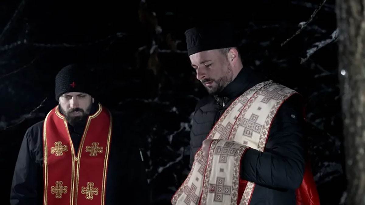 Seča badnjaka (3).jpg