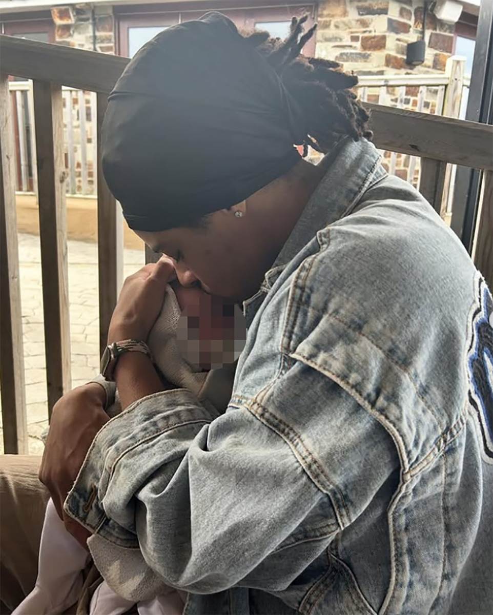 Džesi Nelson sa mužem i ćerkama (4).jpg