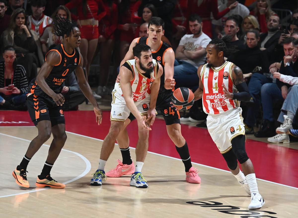 Crvena Zvezda - Valensija (7).jpg