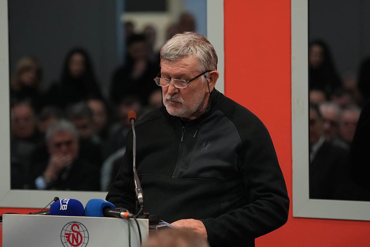 Miladin Purać na komemoraciji Miloradu Kosanoviću.