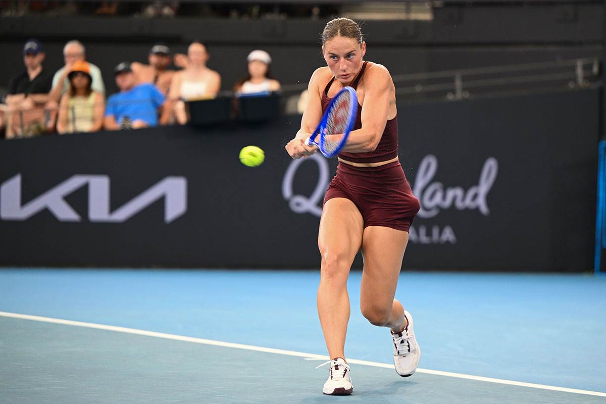 Sabalenka i Kostjuk u finalu Brizbejna (3).jpg