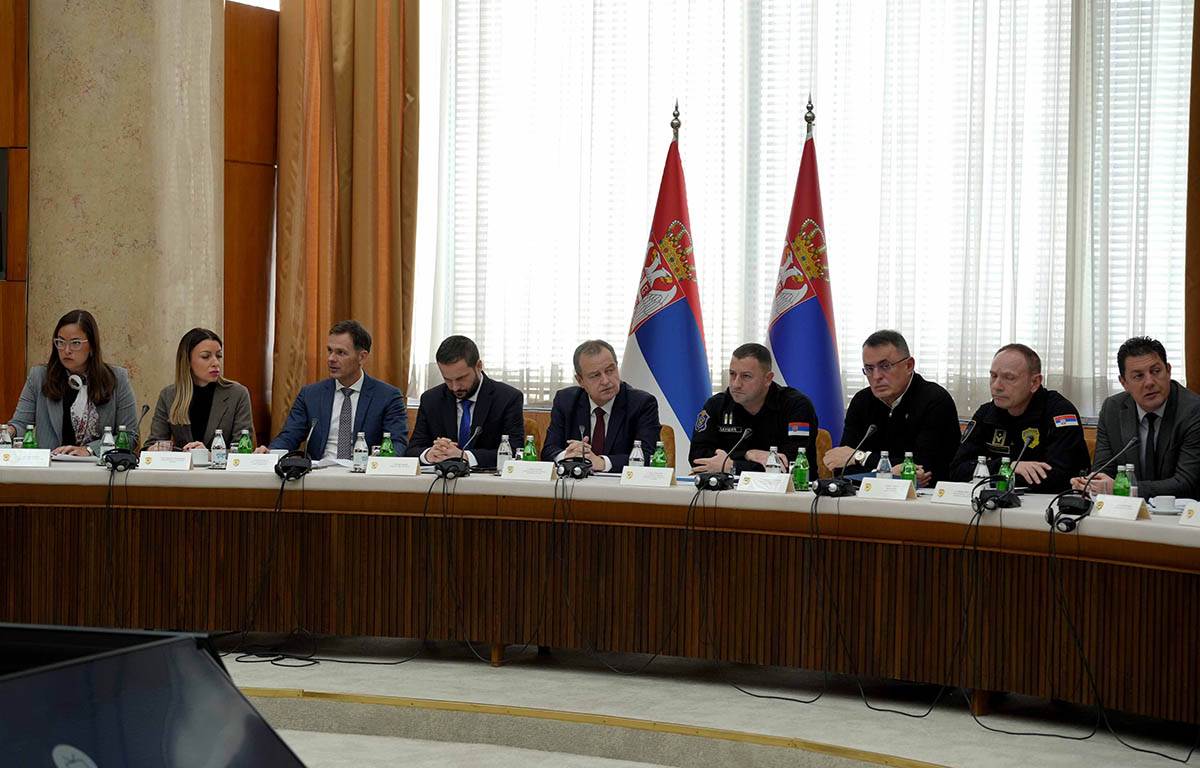 Sednica Republickog staba za vanredne situacije (4).jpg