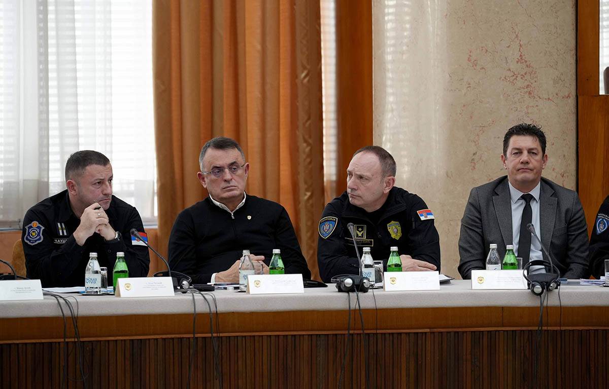 Sednica Republickog staba za vanredne situacije (6).jpg