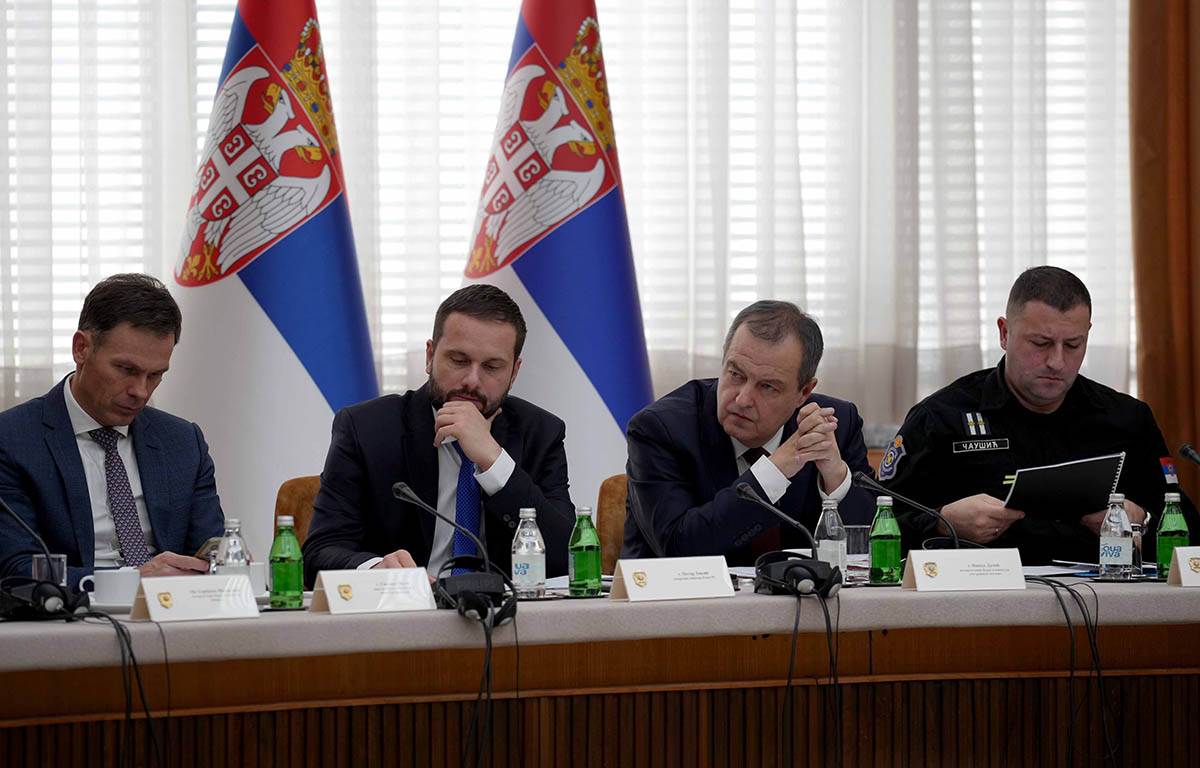 Sednica Republickog staba za vanredne situacije (7).jpg