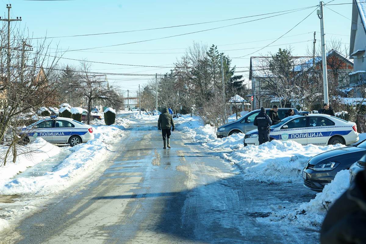 Ubistvo u Surčinu (10).jpg
