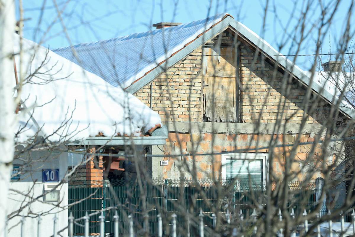 Ubistvo u Surčinu (13).jpg