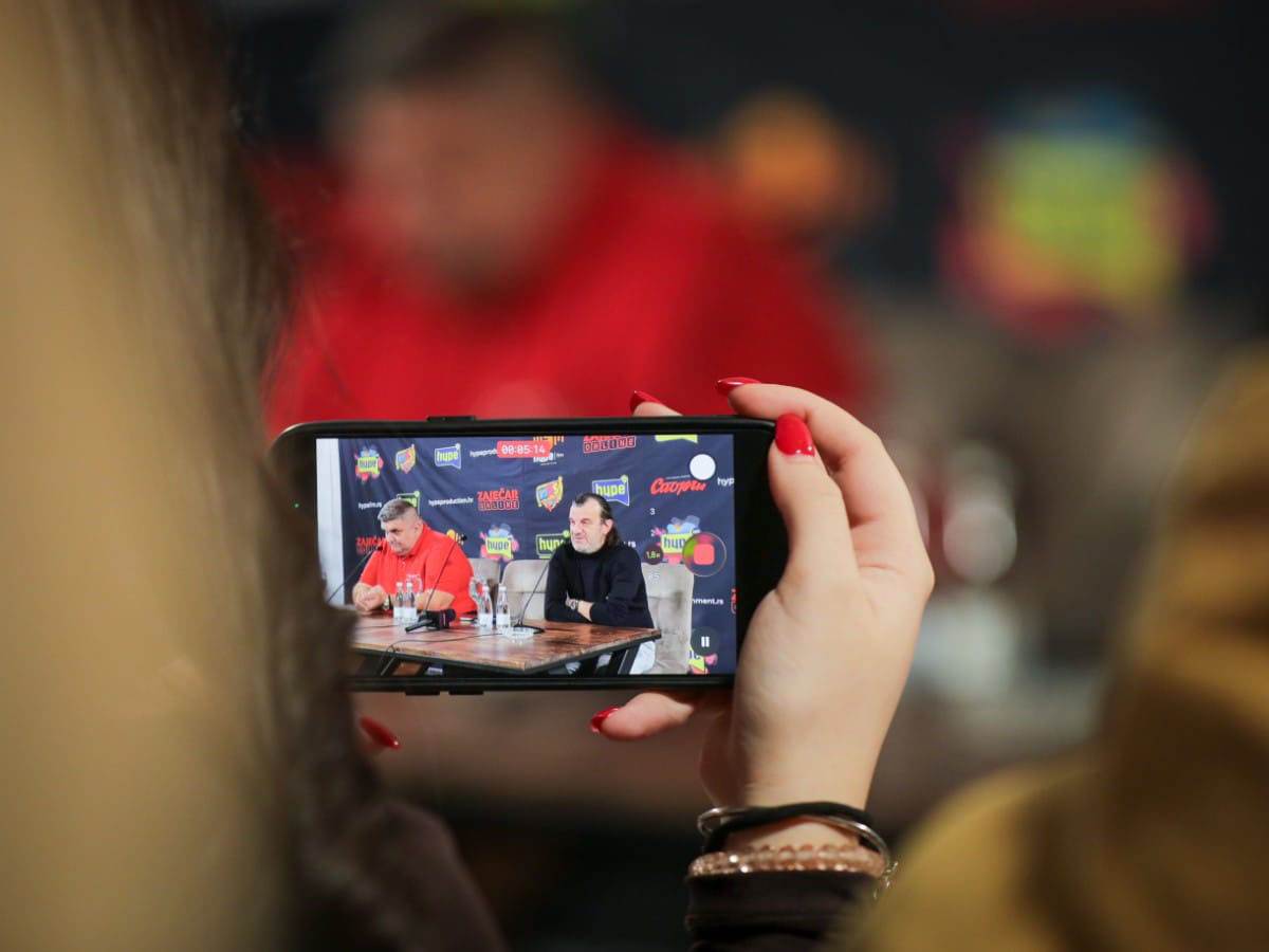 Aca Lukas konferencija (9).jpg