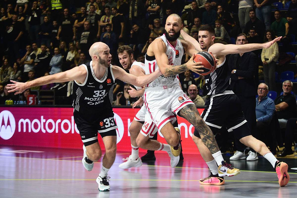 Partizan - Olimpijakos (6) .jpg