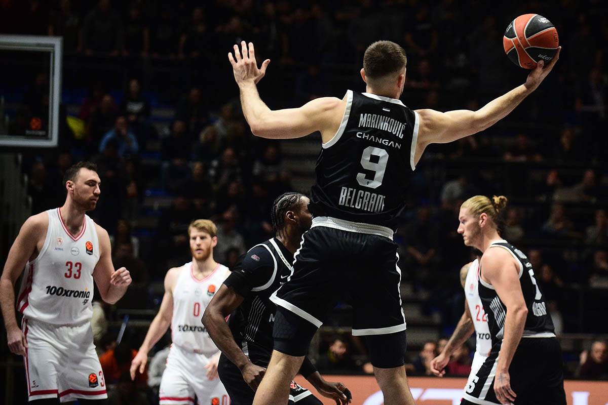 Partizan - Olimpijakos (4).jpg