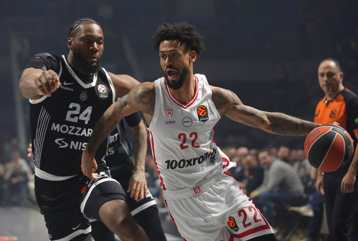 Partizan -Olimpijakos (9).jpg