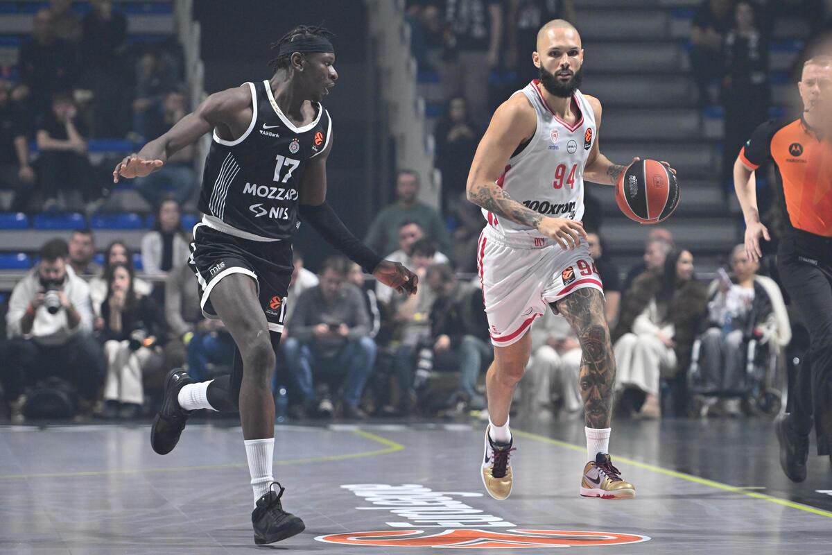 Partizan - Olimpijakos (1).jpg