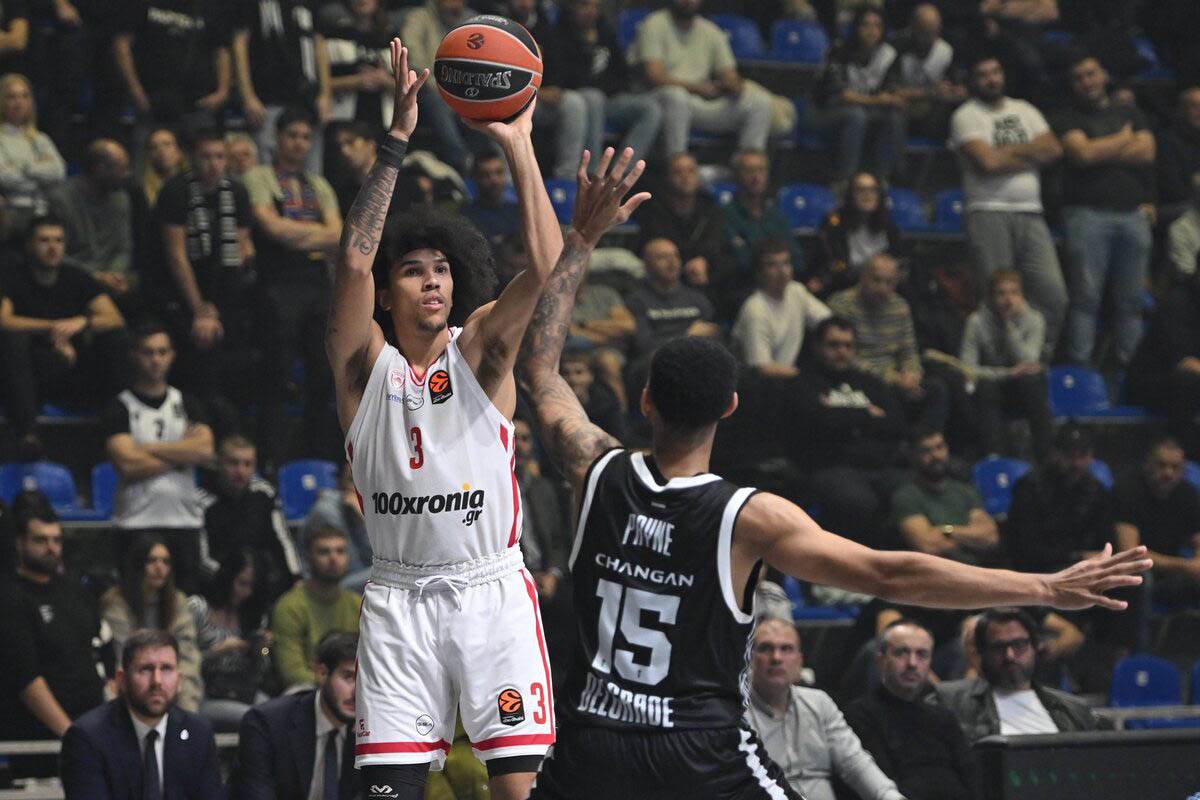 Partizan - Olimpijakos (3).jpg