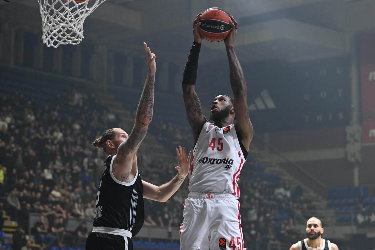 Partizan - Olimpijakos (4).jpg