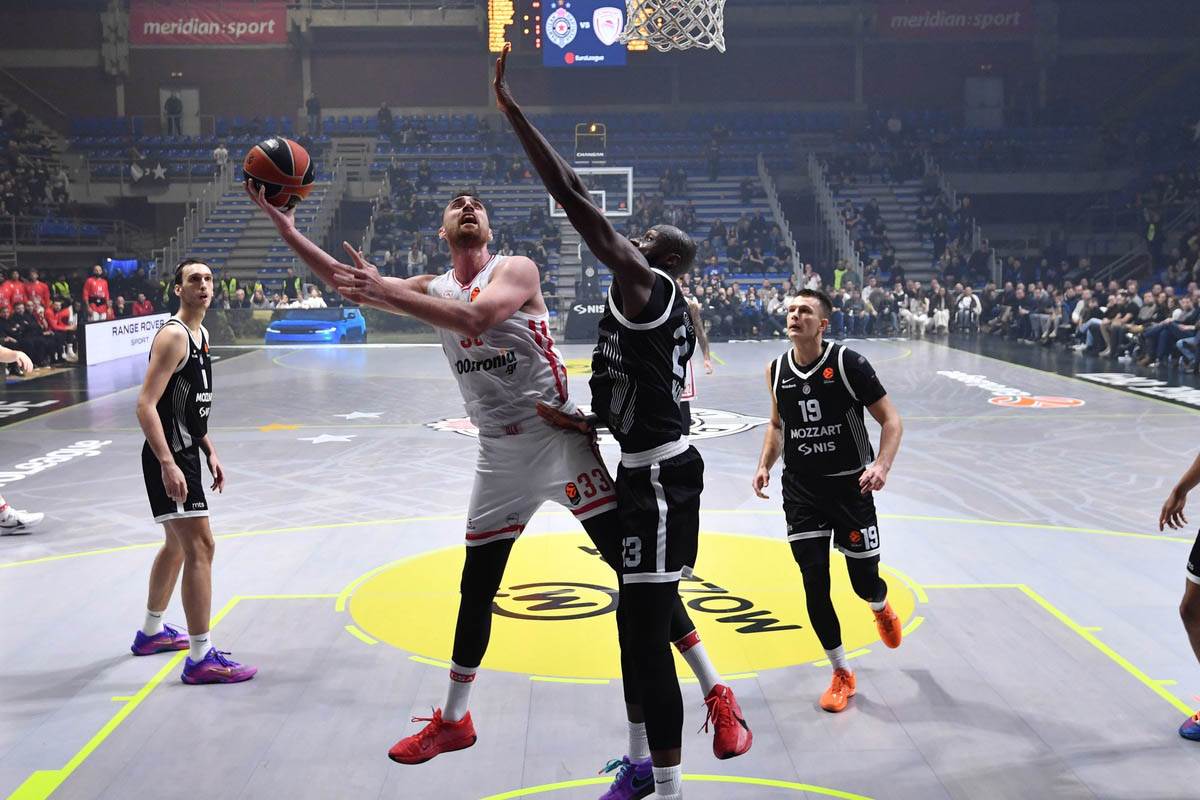 Partizan - Olimpijakos (11).jpg