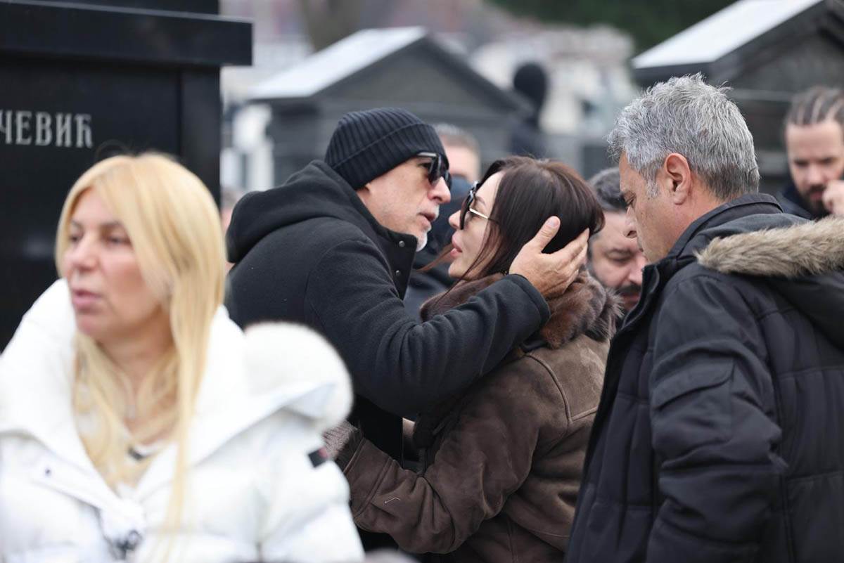 Željko Ražnatović Arkan pomen (12).jpg