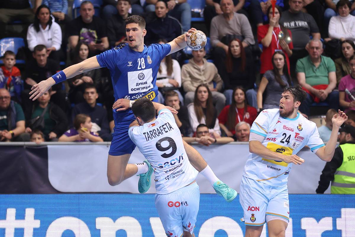 Srbija - Španija rukomet (1).jpg