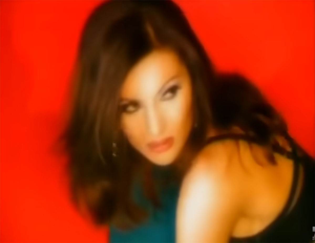 Arkanov sin Vojin u Cecinom spotu Nevaljala (2).jpg