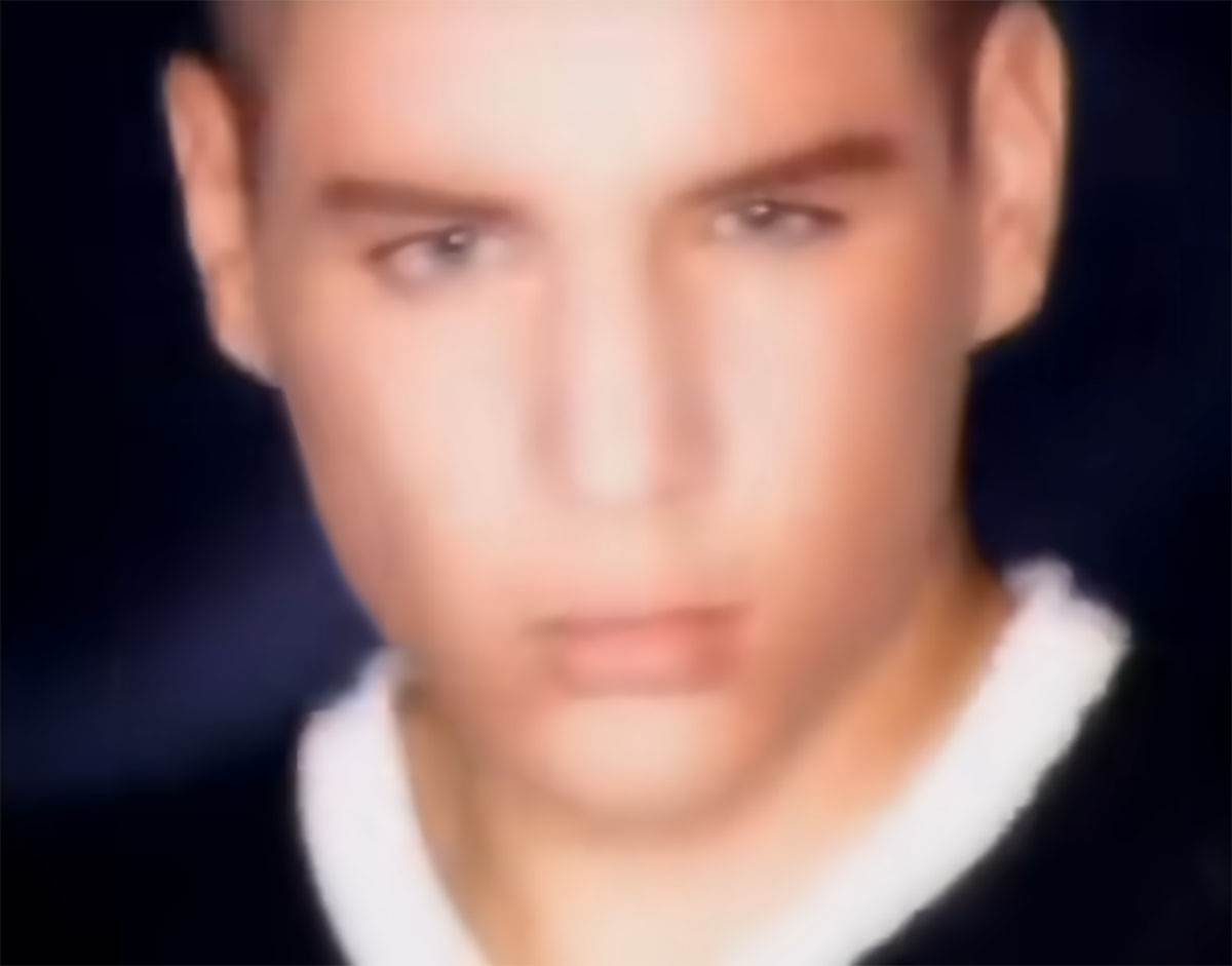 Arkanov sin Vojin u Cecinom spotu Nevaljala (4).jpg