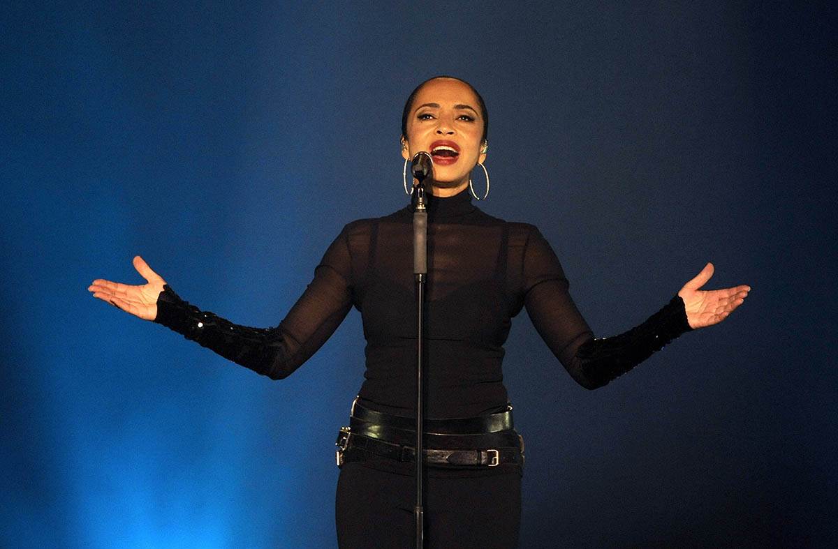 Šade pevačica (1).jpg