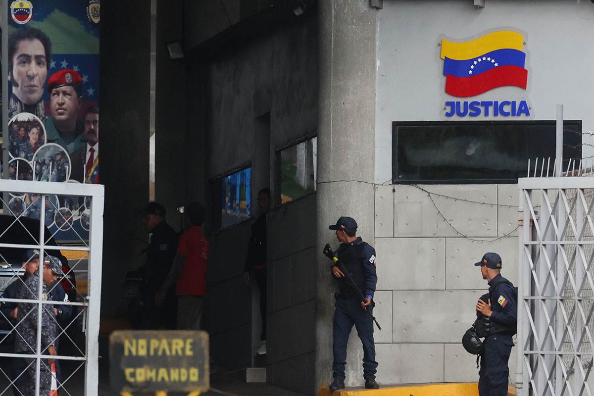 ozloglašeni zatvor El Elikoide u Karakasu (2).jpg