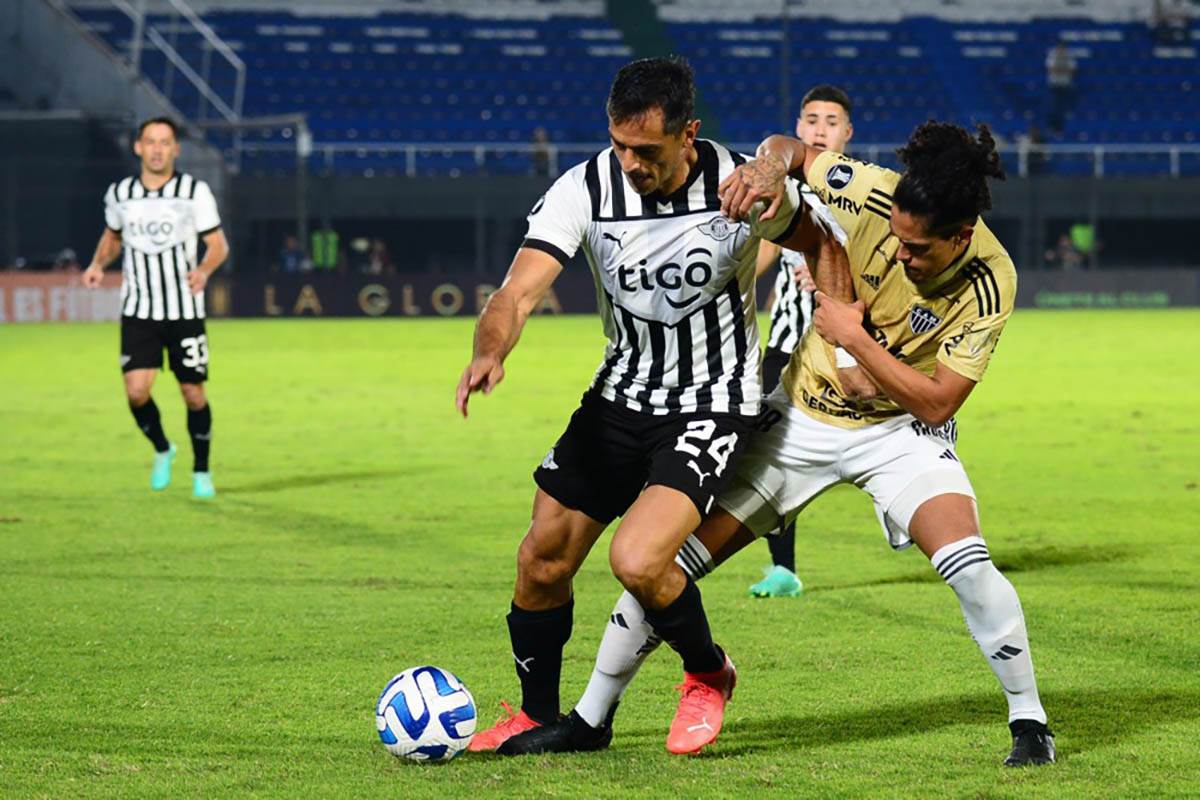 Roque Santa Cruz (5).jpg