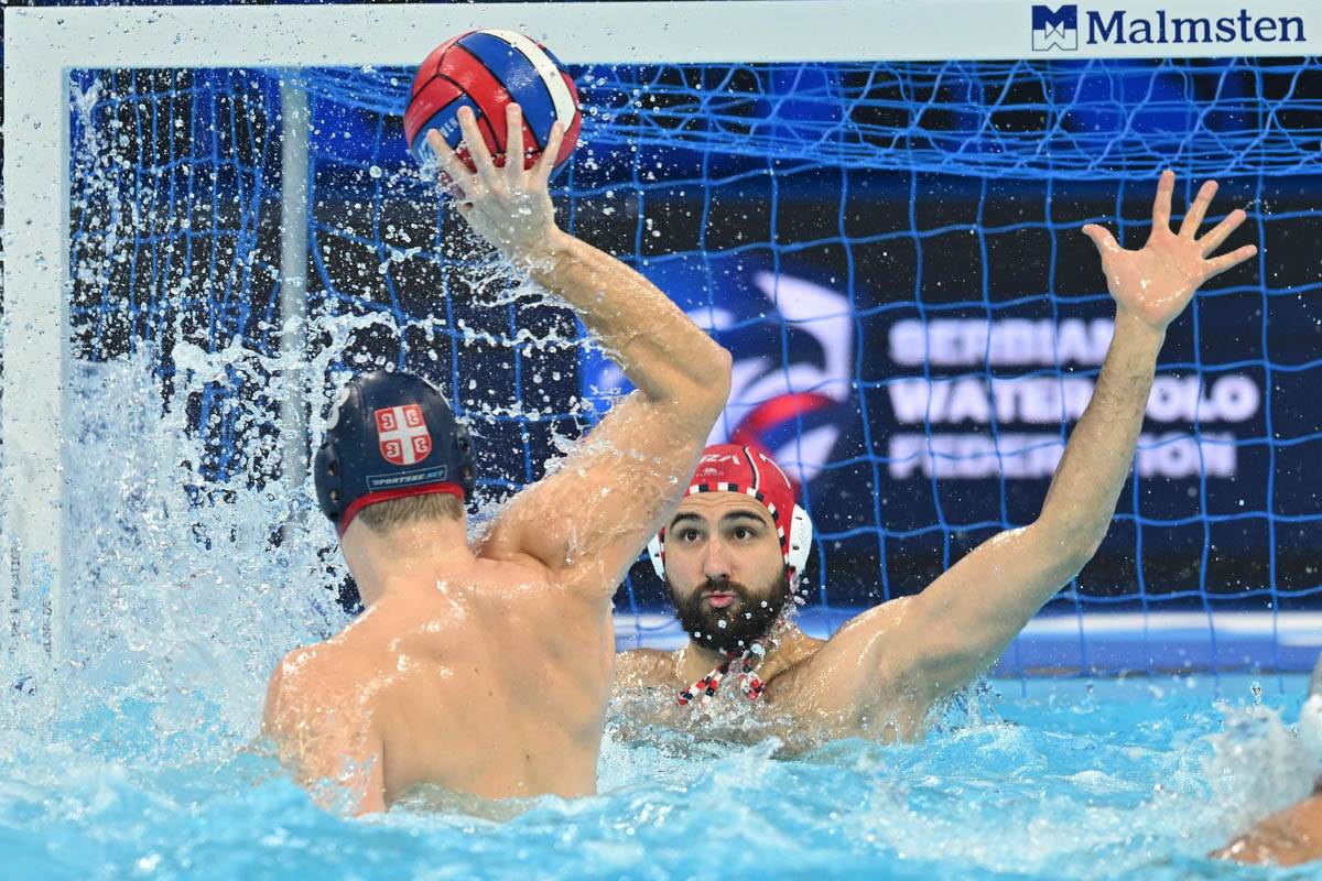 Srbija - Francuska vaterpolo (1).jpg