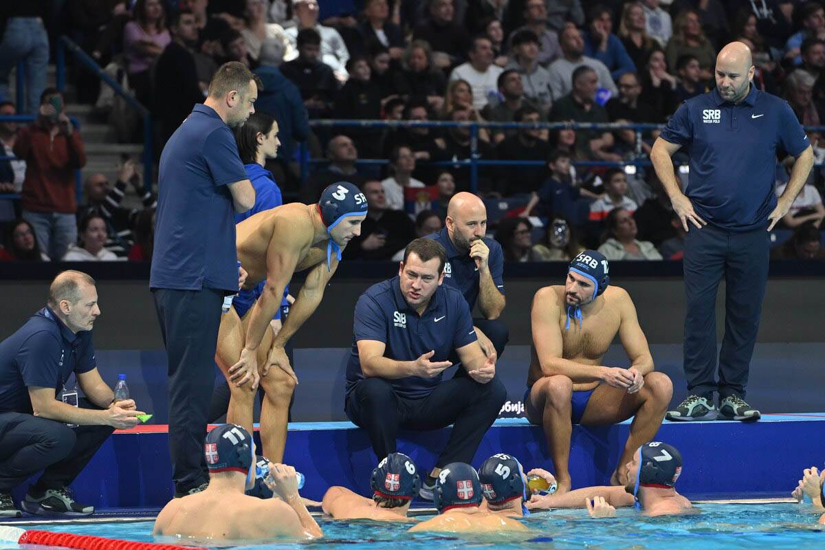 Srbija - Francuska vaterpolo (5).jpg