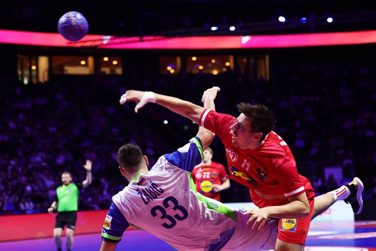 Austrija - Slovenija rukomet (1).jpg