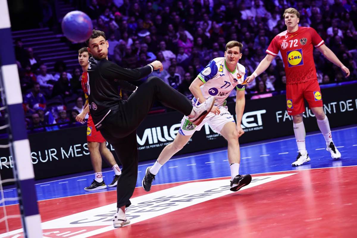 Austrija - Slovenija rukomet (5).jpg