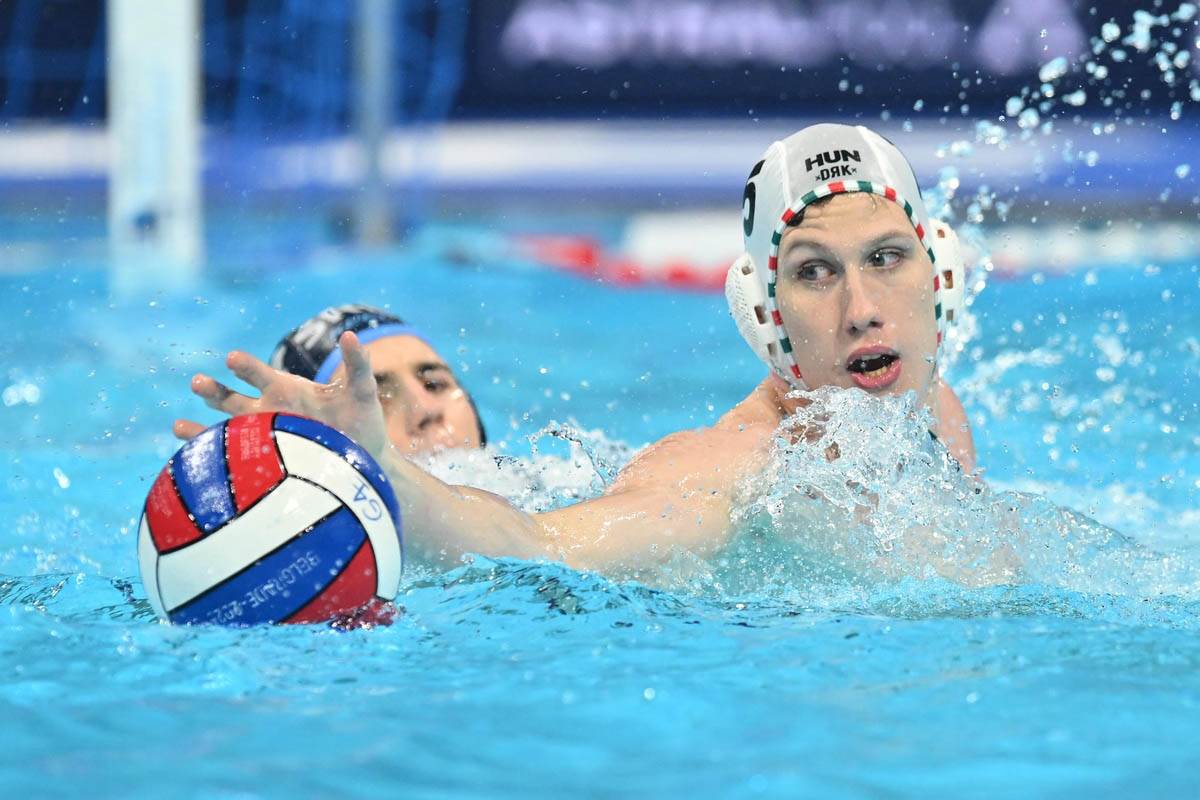 Srbija - Mađarska vaterpolo (2).jpg
