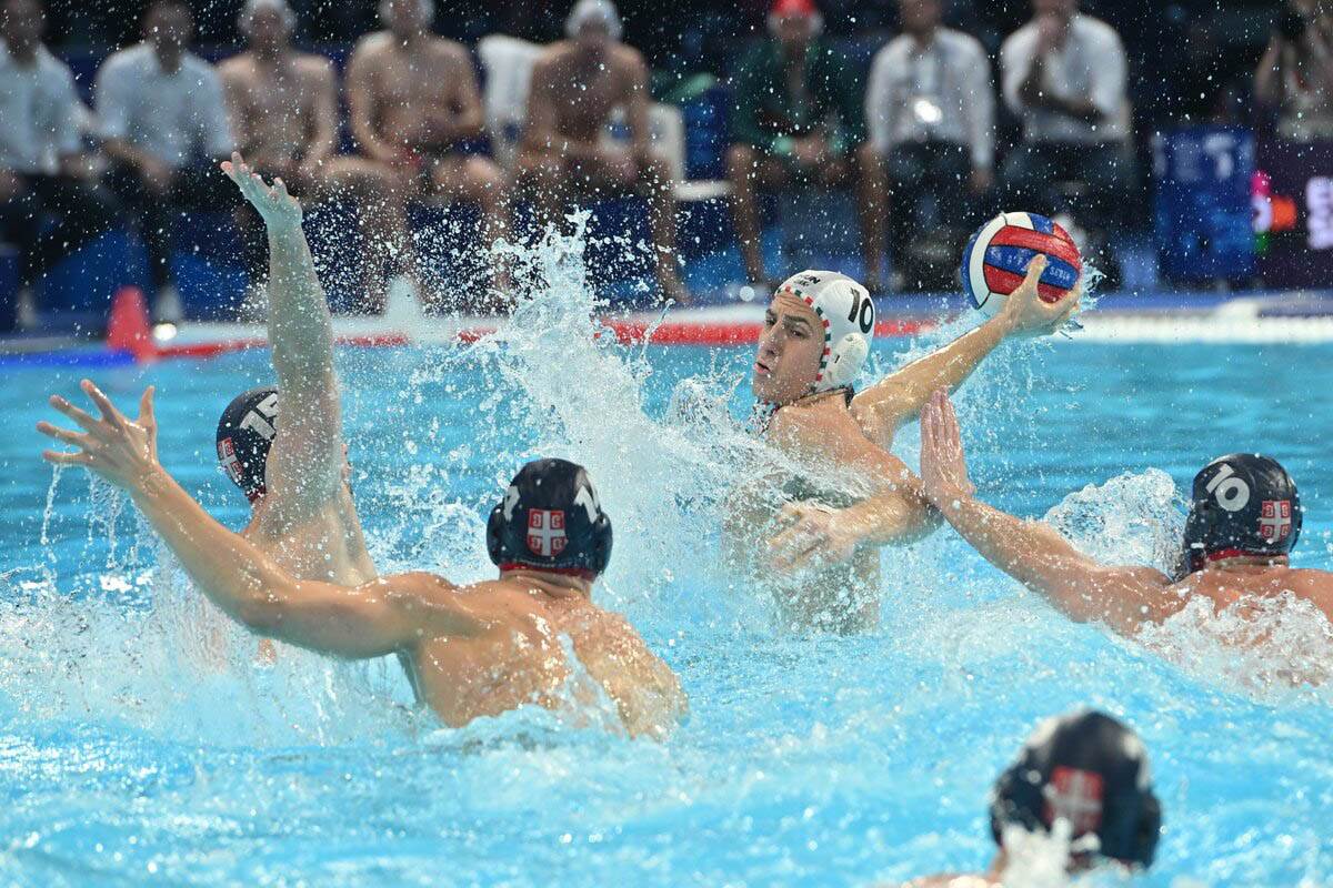 Srbija - Mađarska vaterpolo (1).jpg