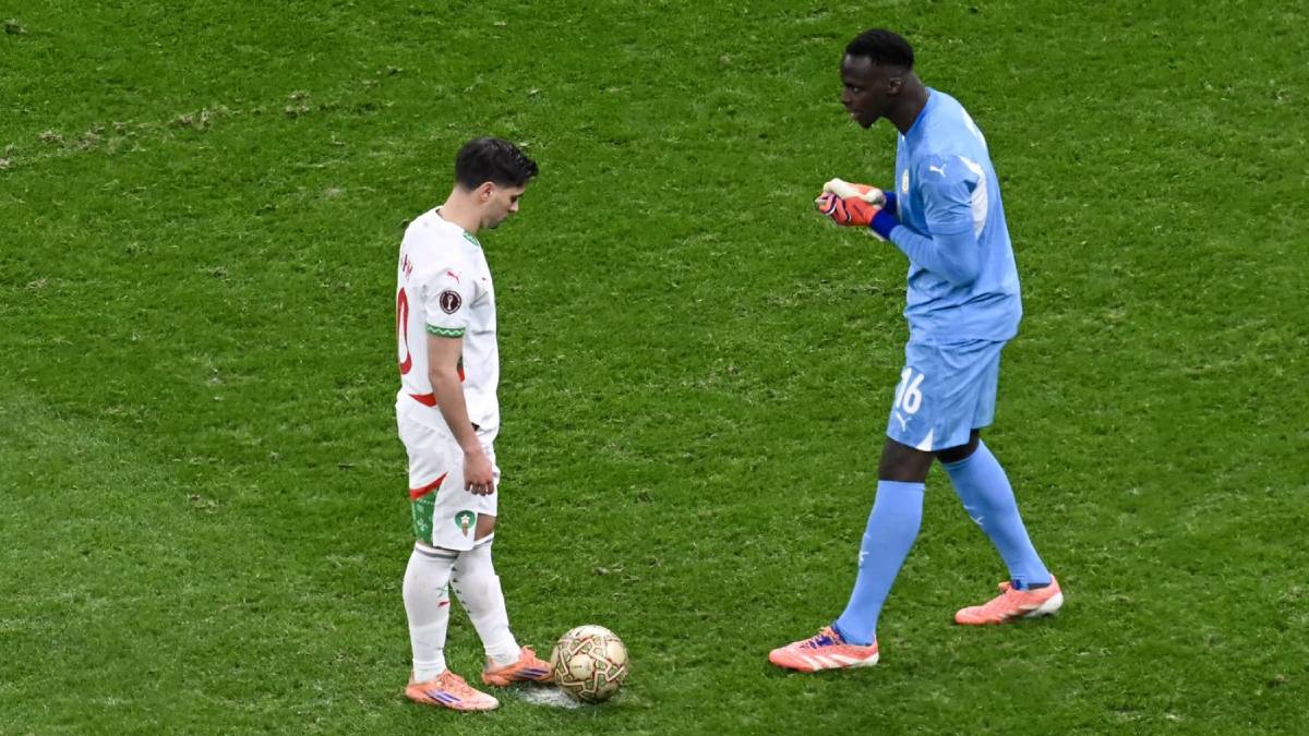 Brahim Dijaz izvodi penal protiv Senegala