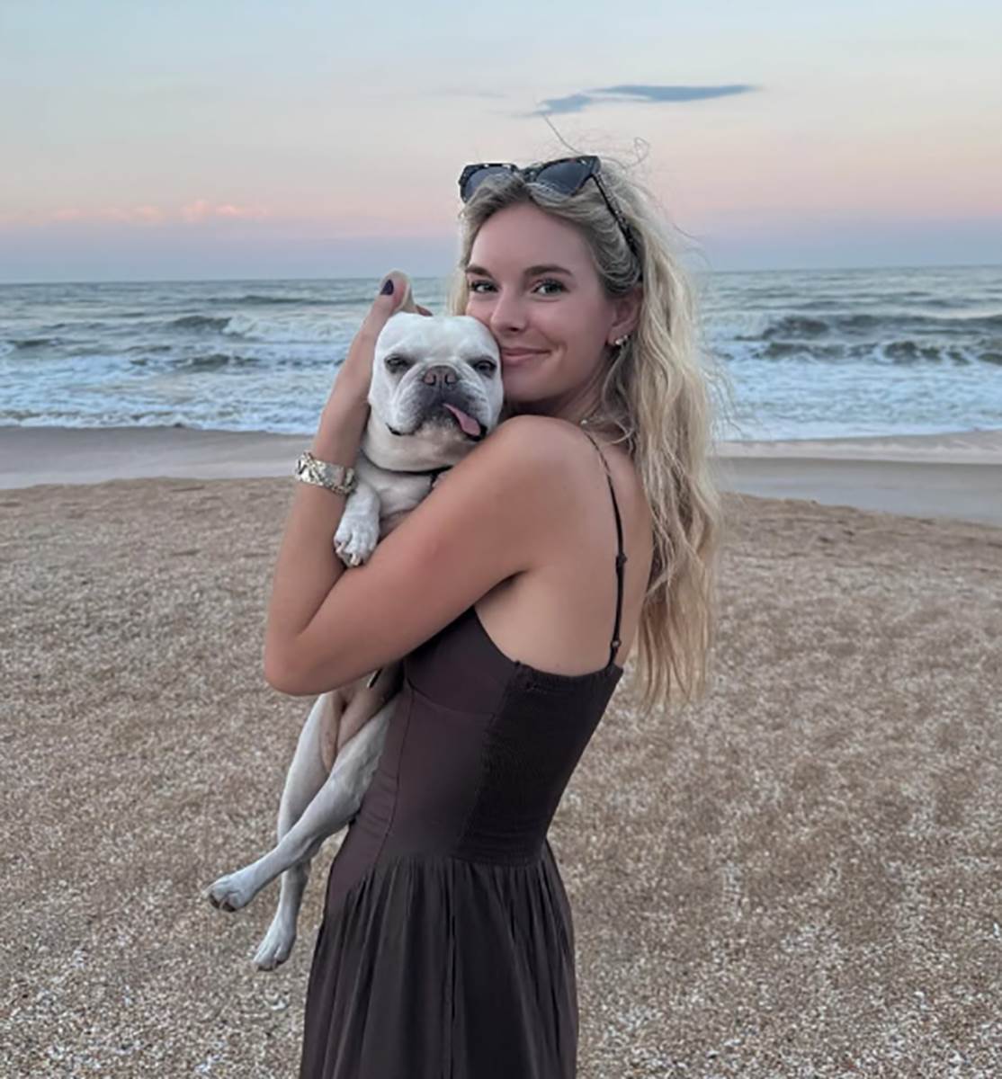 Karli Skot Kolins (6).png