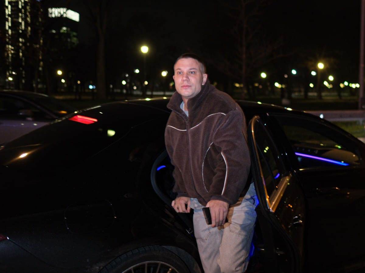 Nikolija i Relja doneli pakete pomoci (7).jpg