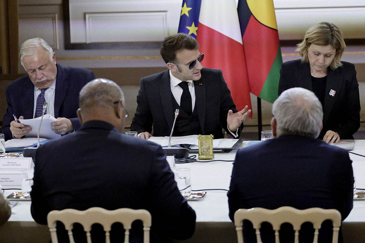 Emanuel Makron (3).jpg