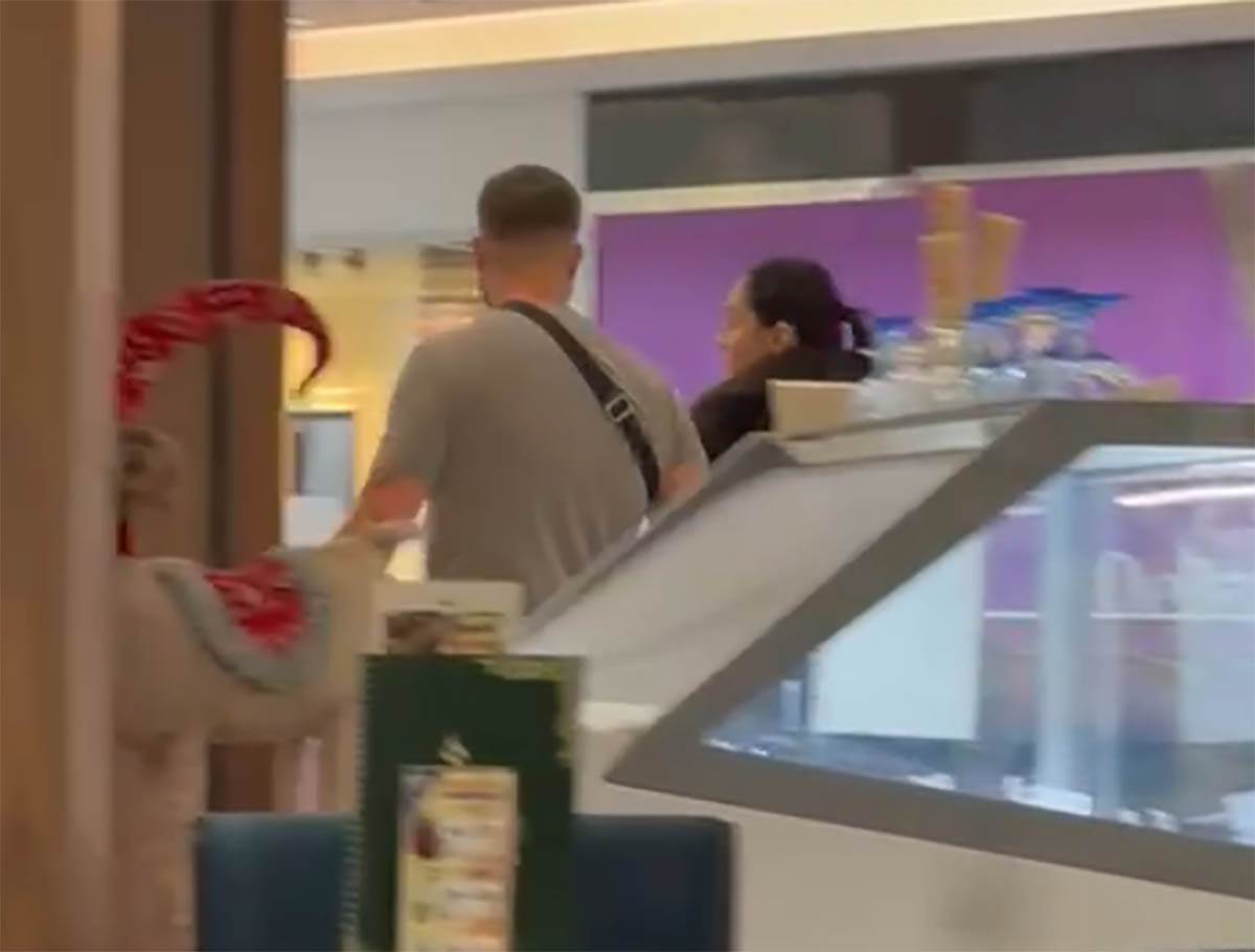 MC Stojan žena (1) .jpg