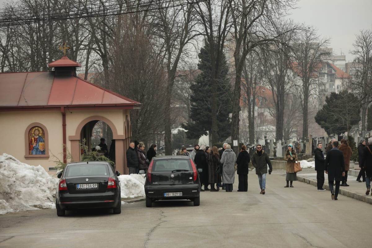 Dule Savić sahrana Miroslav Mika Aleksić (10).jpg