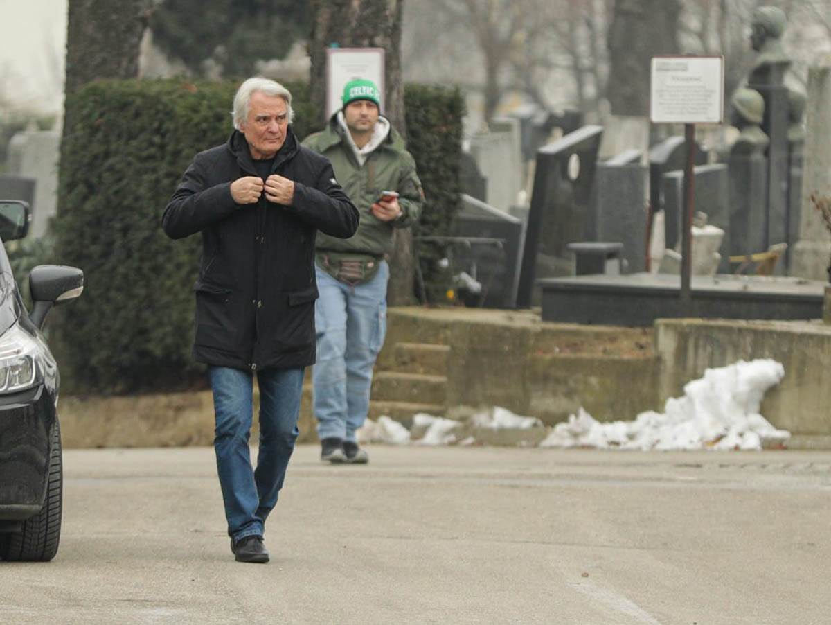 Dule Savić sahrana Miroslav Mika Aleksić (15).jpg