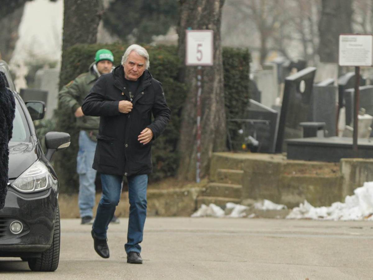 Dule Savić sahrana Miroslav Mika Aleksić (17).jpg