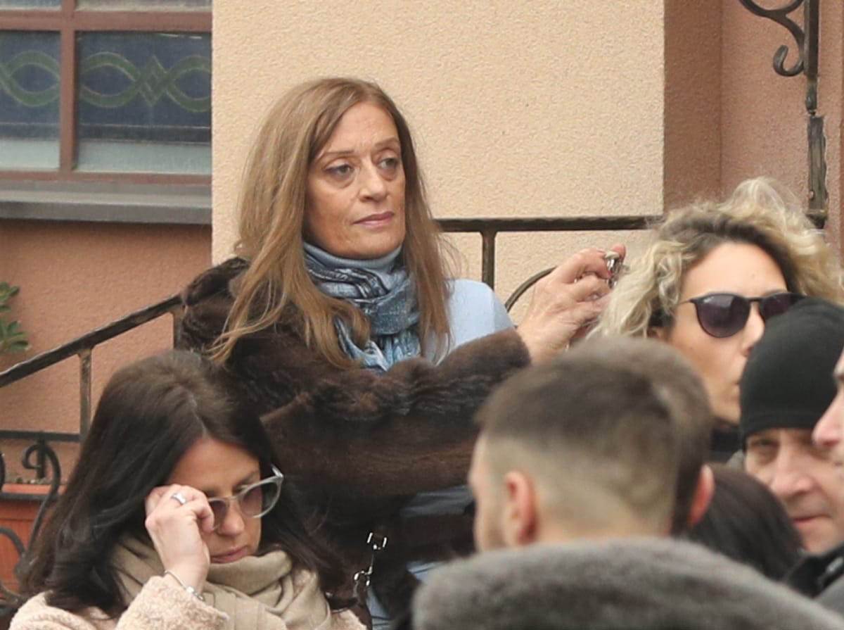 Vuk Kostić nosi kovčeg (6).jpg