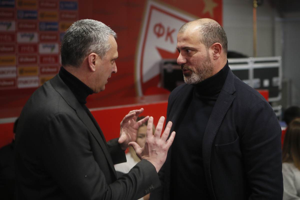 Dejan Stanković i Dejan Radonjić se pozdravljaju na Marakani